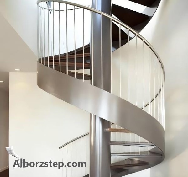بهترین تولید کننده پله محور وسط در کرج | البرز استپ