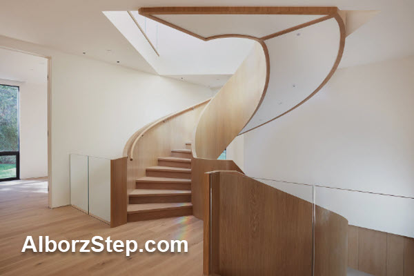 پله دکوراتیو چیست و چرا اهمیت دارد؟